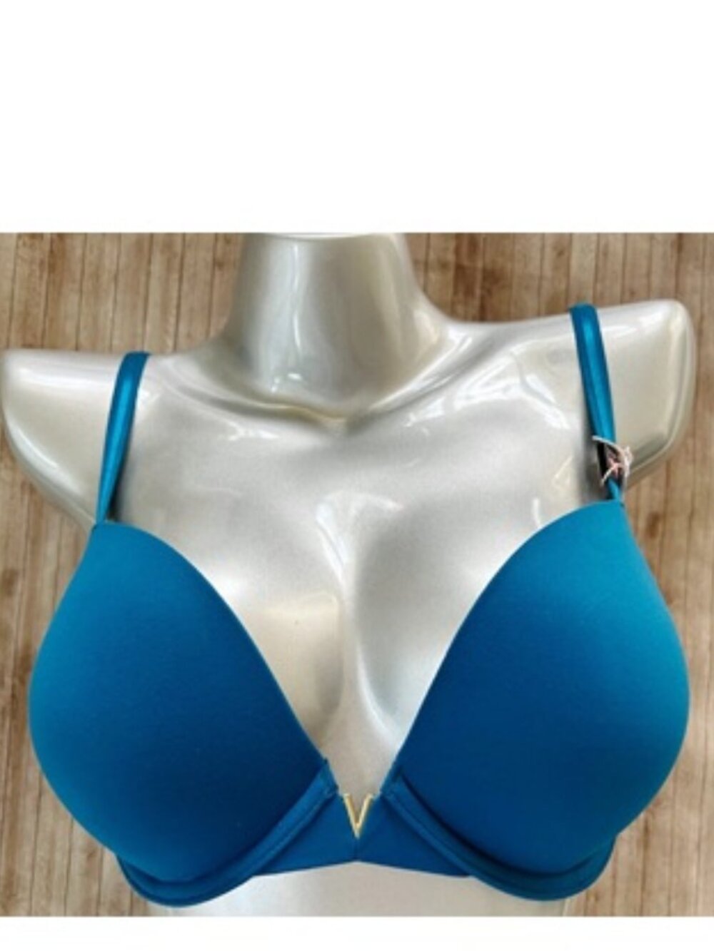 Nwt Victorias Secret Love Cloud Lightly Lined Push Up Plunge U/W Bra 32DD 34DDD
